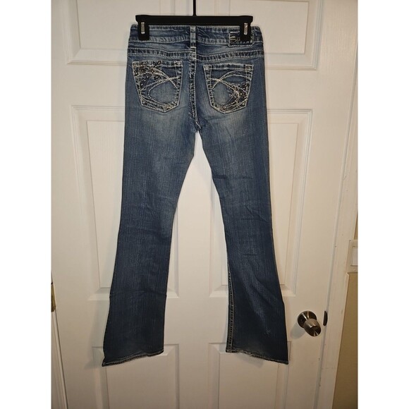 Silver Jeans Tuesday Low Rise Boot Cut 26x33 Medium Wash Embroidered Studded - Picture 1 of 4